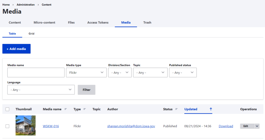 where to find the flickr embed